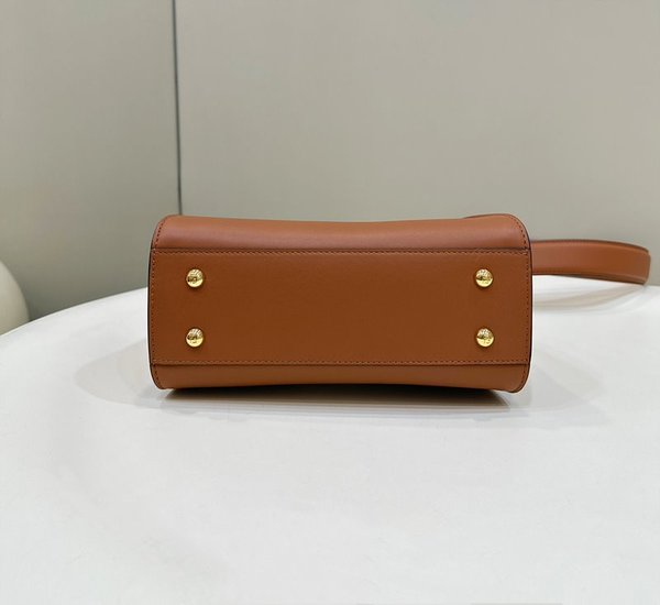 펜디 미니 피카부 백 / 브라운 [매장가640만원대]