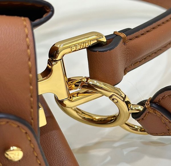 펜디 미니 피카부 백 / 브라운 [매장가640만원대]