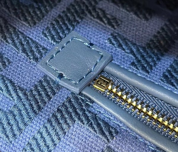 펜디 미니 피카부 백 / 모히칸 블루 [매장가640만원대]