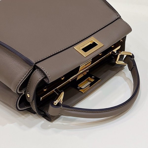 펜디 미니 피카부 백 / 그레이 [매장가640만원대]