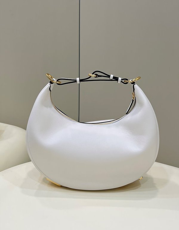 펜디 그라피 화이트 [매장가 410만원대]