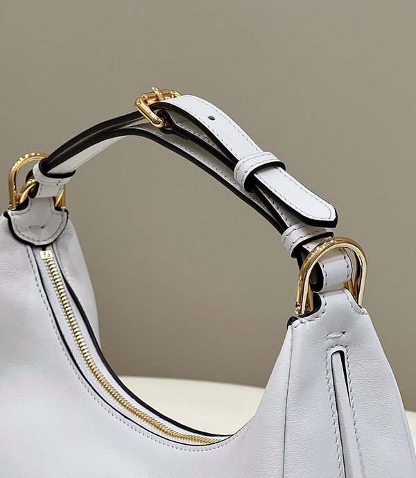 펜디 그라피 스몰 화이트 [매장가 350만원대]