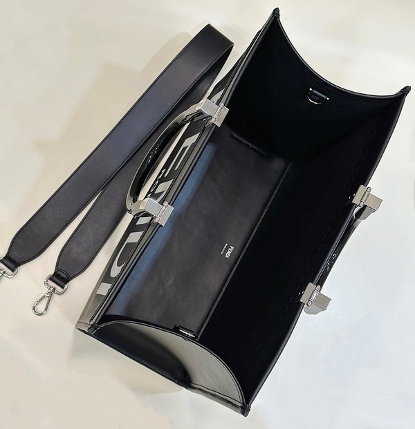 펜디 선샤인 미디엄 블랙 [매장가 410만원대]