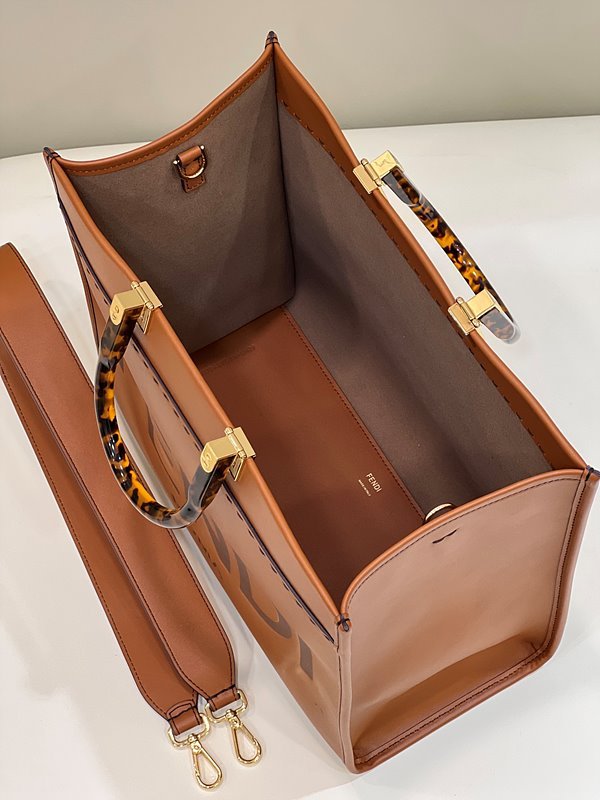 펜디 선샤인 미디엄 브라운 [매장가 410만원대]