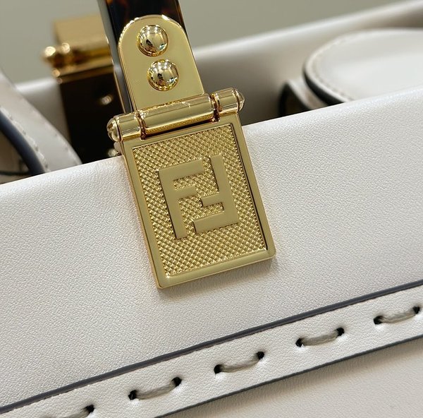 펜디 선샤인 스몰 화이트 [매장가 330만원대]