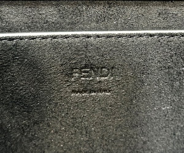 펜디 선샤인 스몰 블랙 [매장가 330만원대]