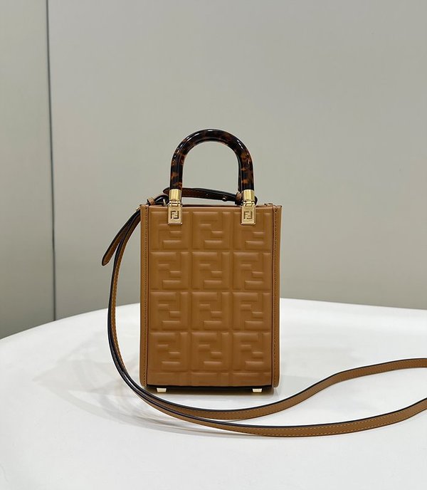 펜디 미니 선샤인 쇼퍼백 FF모티프 브라운 [매장가 260만원대]