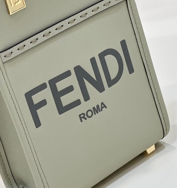 펜디 미니 선샤인 쇼퍼백 그린 [매장가 230만원대]