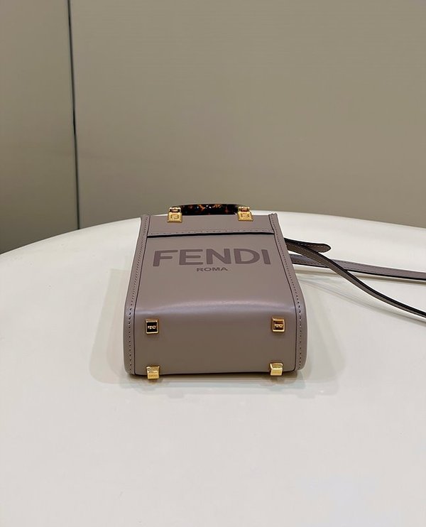 펜디 미니 선샤인 쇼퍼백 베이지 [매장가 230만원대]