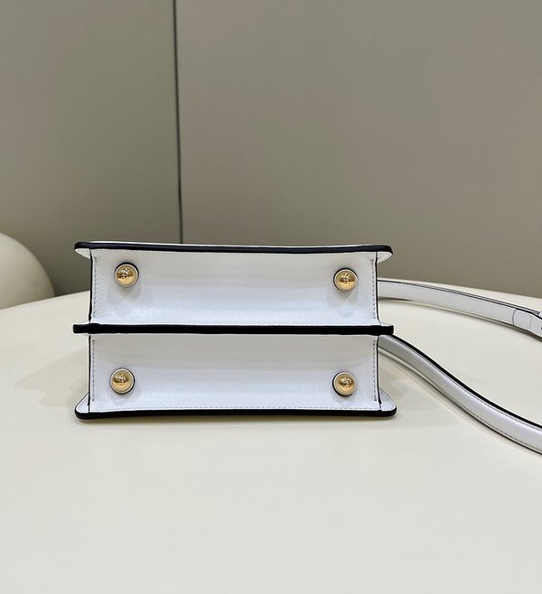 팬디 피카부 I See U 쁘띠 화이트 [매장가 520만원대]