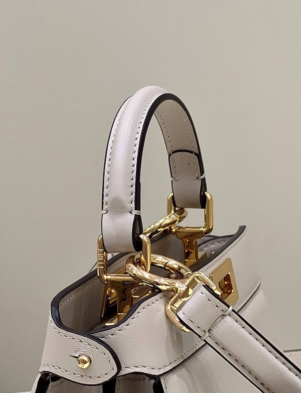 팬디 피카부 I See U 쁘띠 그레이 [매장가 520만원대]