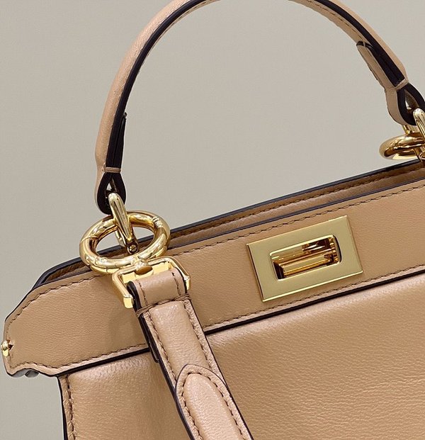 팬디 피카부 I See U 쁘띠 베이지 [매장가 520만원대]