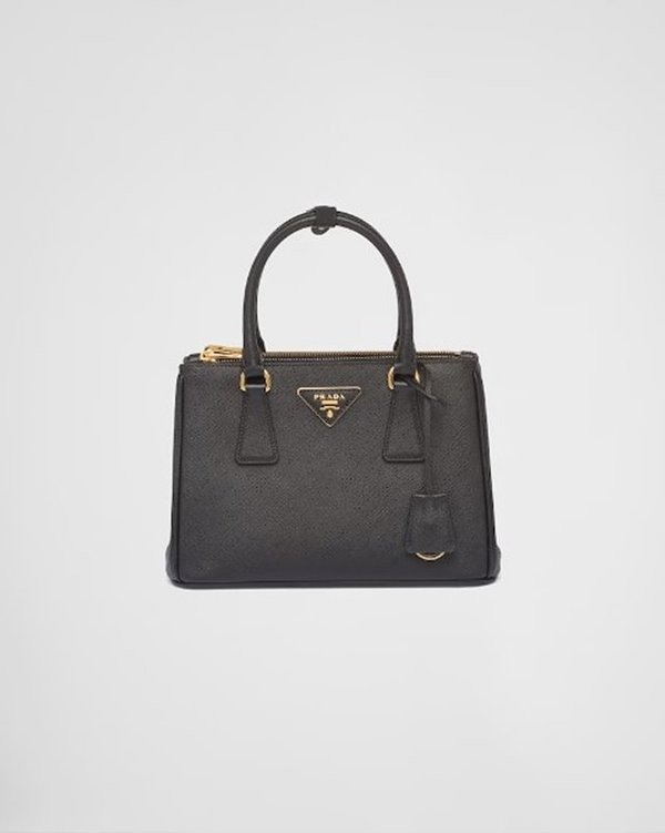 프라다 스몰 갤러리아 사피아노 가죽백 [매장가 510만원대]