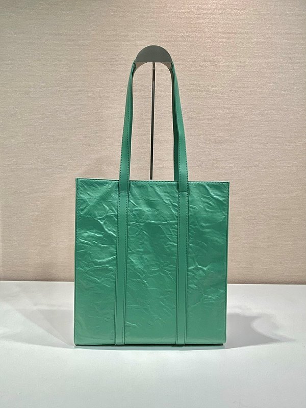 프라다 스몰 나파 가죽 토트백 [매장가 445만원대]