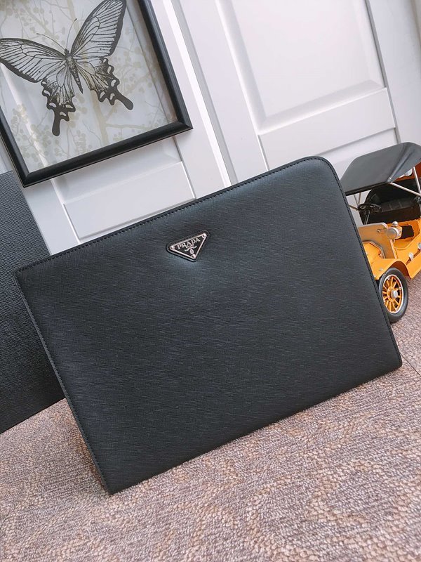 프라다 사피아노 가죽 도큐먼트 홀더 [매장가 295만원대]