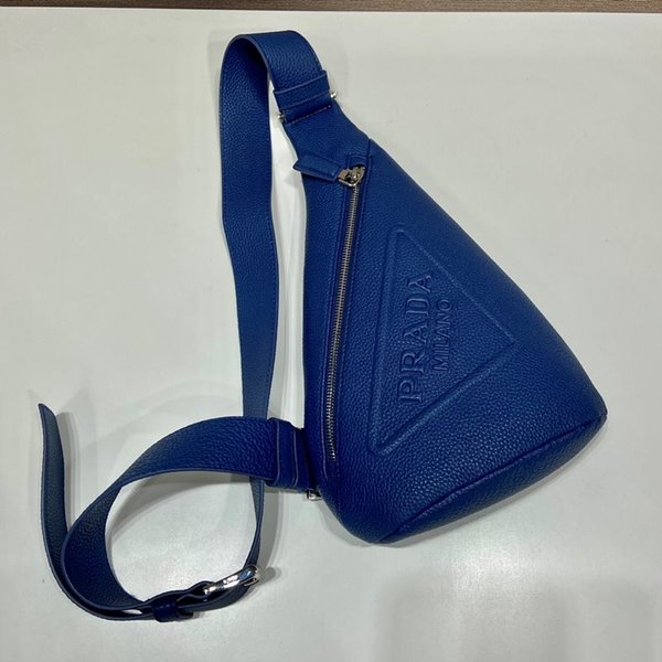 프라다 크로스 가죽백 [매장가 275만원대]