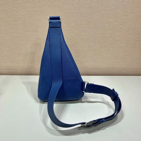 프라다 크로스 가죽백 [매장가 275만원대]