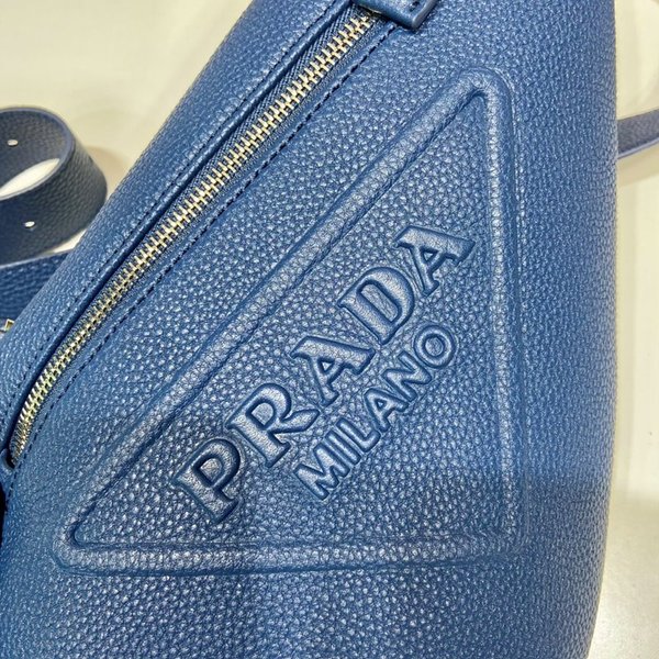 프라다 크로스 가죽백 [매장가 275만원대]