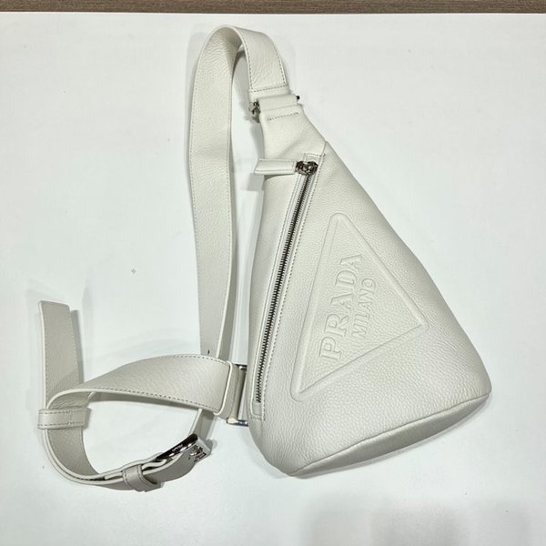 프라다 크로스 가죽백 [매장가 275만원대]