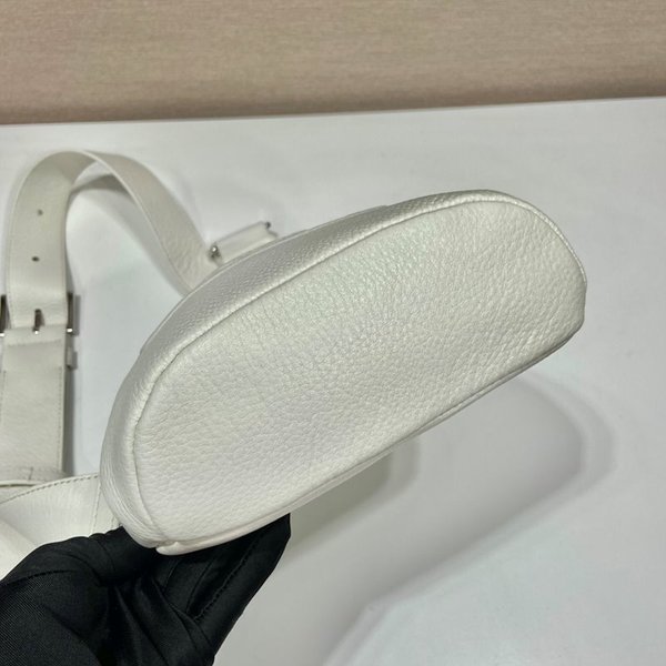 프라다 크로스 가죽백 [매장가 275만원대]