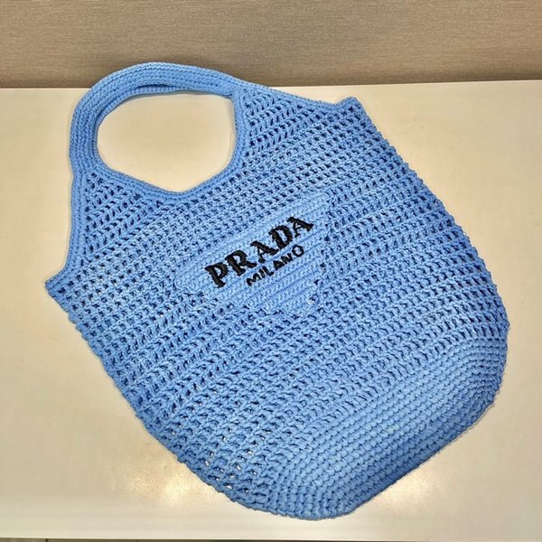 프라다 크로셰 토트백 [매장가 265만원대]