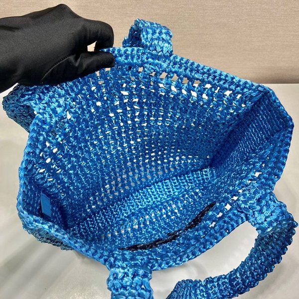 프라다 크로셰 토트백 [매장가 240만원대]