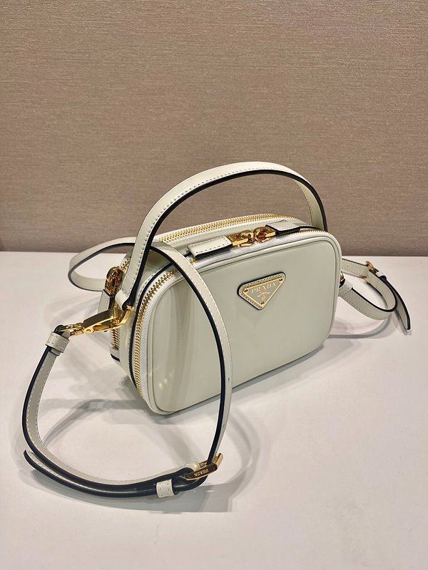 프라다 오데트 가죽 미니백 [매장가 320만원대]