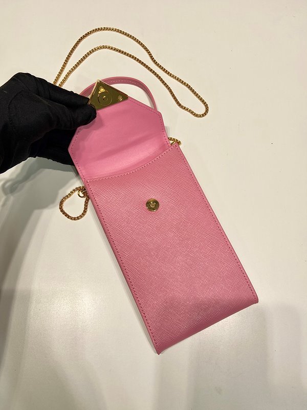 프라다 사피아노 가죽 미니백 [매장가 230만원대]