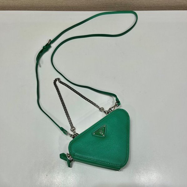 프라다 사피아노 가죽 미니 파우치 [매장가 185만원대]