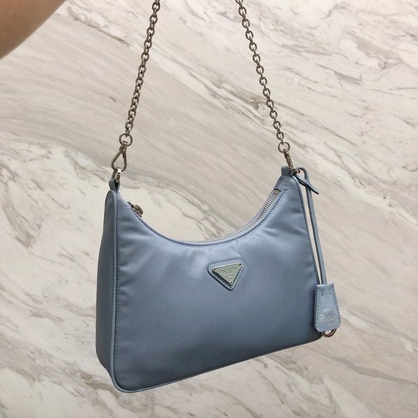 프라다 리에디션 사피아노 가죽 트리밍 리나일론 숄더백 [매장가 240만원대]