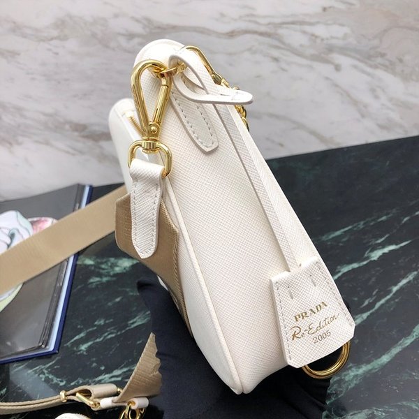 프라다 리에디션 가죽 숄더백 [매장가 320만원대]