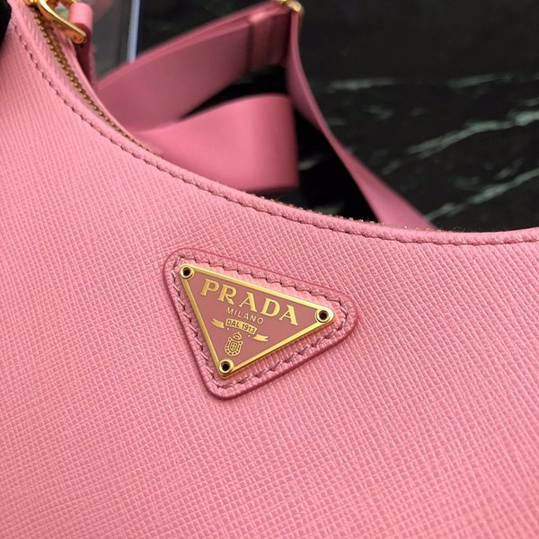프라다 리에디션 가죽 숄더백 [매장가 320만원대]