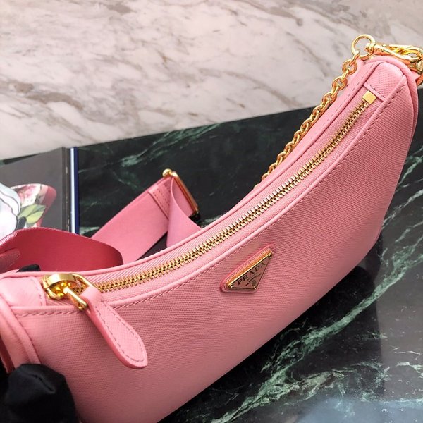 프라다 리에디션 가죽 숄더백 [매장가 320만원대]