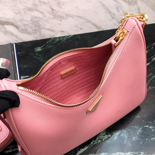 프라다 리에디션 가죽 숄더백 [매장가 320만원대]