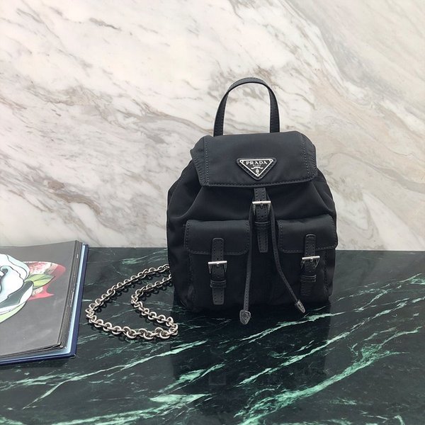 프라다 리나일론 미니 백팩 [매장가 230만원대]