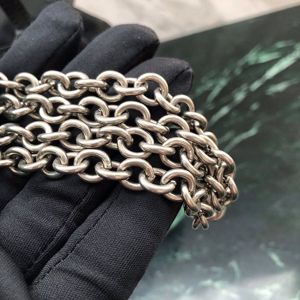 프라다 리나일론 미니 백팩 [매장가 230만원대]