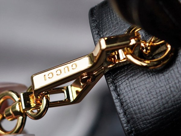 구찌 홀스빗 1955 탑 핸들백 [매장가 410만원대]