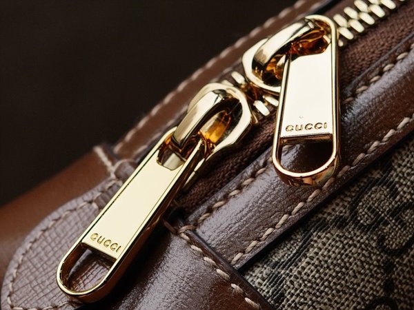 구찌 홀스빗 1955 스몰 탑 핸들백 [매장가 350만원대]