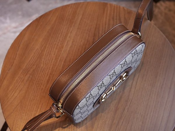 구찌 홀스빗 1955 스몰 숄더백 [매장가 224만원대]