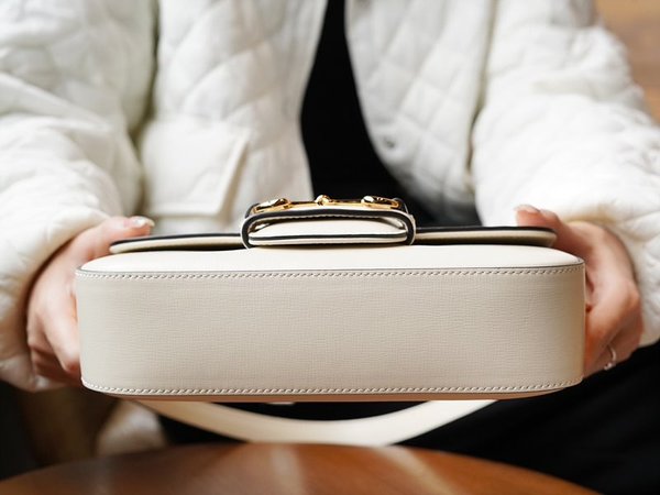 구찌 홀스빗 1955 스몰 숄더백 [매장가 480만원대]