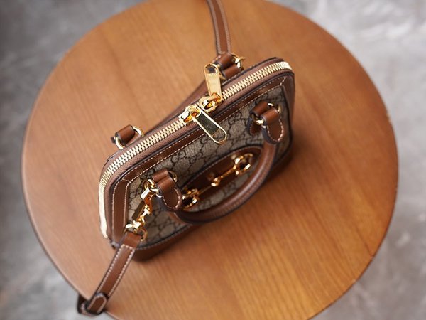 구찌 홀스빗 1955 미니 탑 핸들백 [매장가 294만원대]