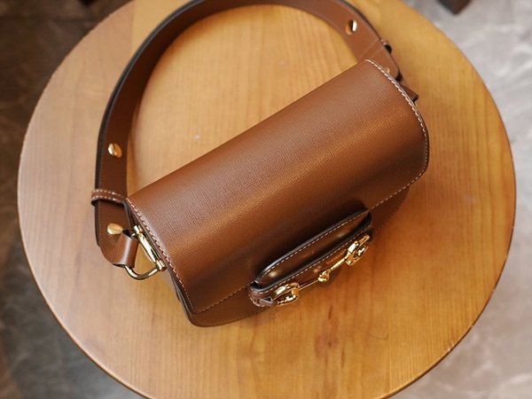 구찌 홀스빗 1955 라운드 미니백 [매장가 380만원대]