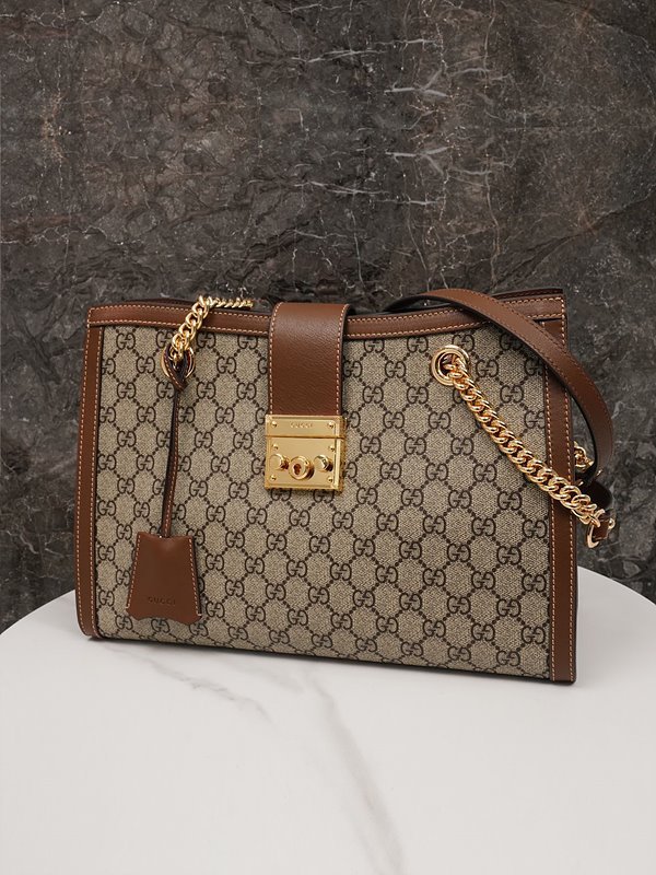 구찌 패들락 미디엄 GG 숄더백 [매장가 330만원대]