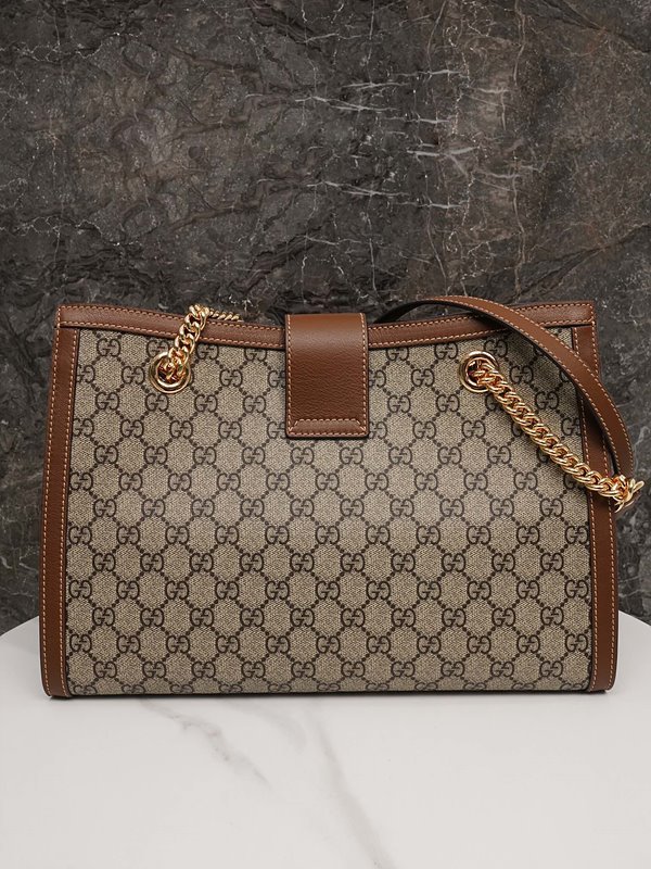 구찌 패들락 미디엄 GG 숄더백 [매장가 330만원대]