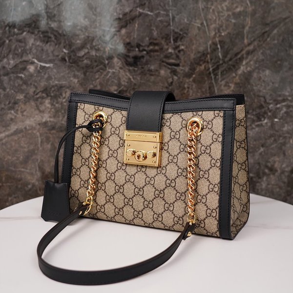 구찌 패들락 GG 수프림 캔버스 숄더백 [매장가 294만원대]