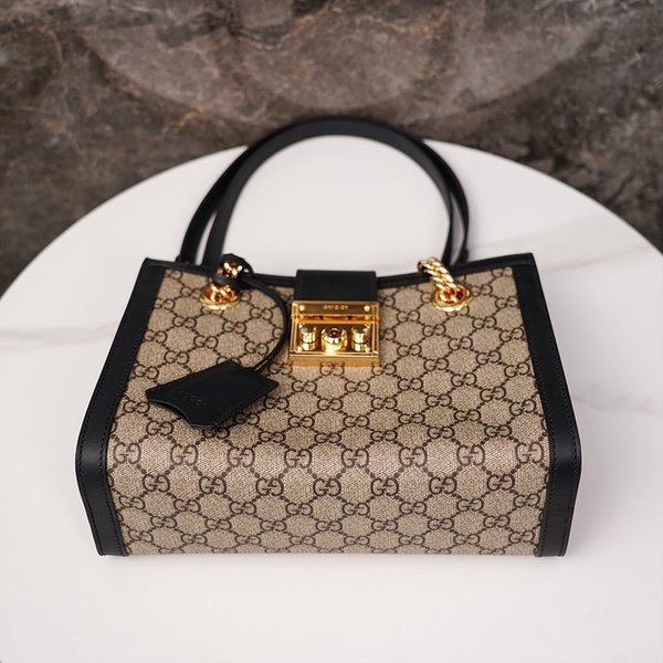 구찌 패들락 GG 수프림 캔버스 숄더백 [매장가 294만원대]