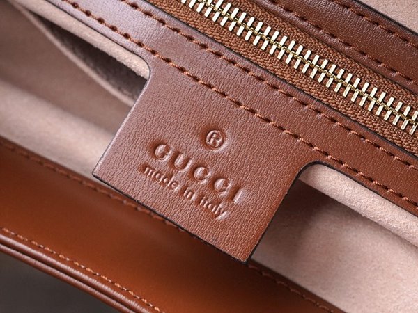 구찌 재키 1961 스몰 숄더백 [매장가 460만원대]