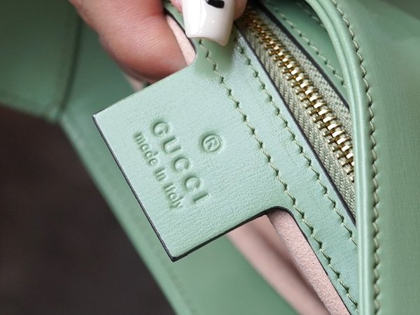 구찌 재키 1961 스몰 숄더백 [매장가 460만원대]