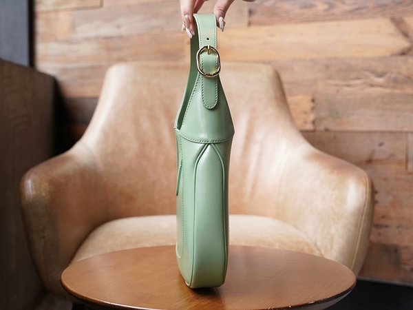 구찌 재키 1961 스몰 숄더백 [매장가 460만원대]