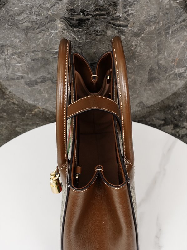 구찌 재키 1961 미디엄 토트백 [매장가 350만원대]